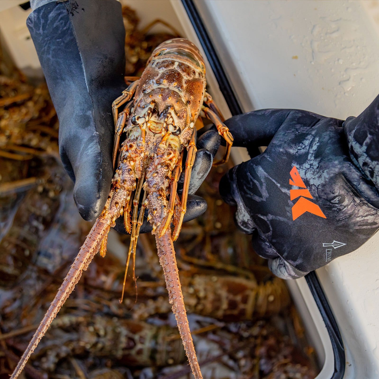 KastKing IceRiver Waterproof Fishing Gloves - Image 7